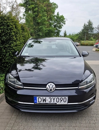 Volkswagen Golf cena 79000 przebieg: 100000, rok produkcji 2018 z Wrocław małe 277